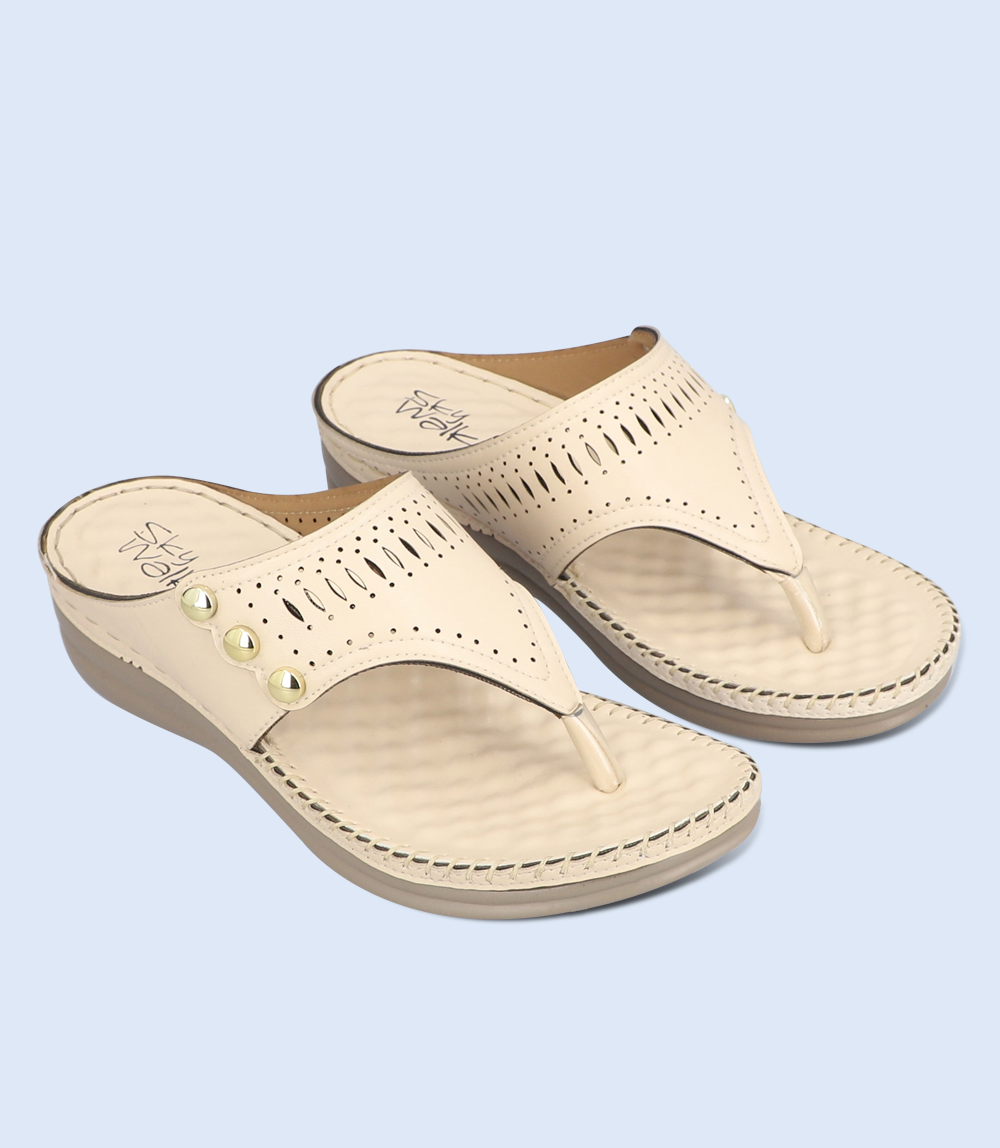 BW9846 FAWN Women Chappal Borjan