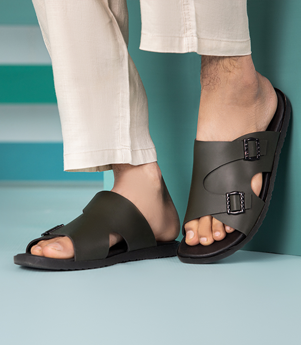 Male slippers and sandals discount