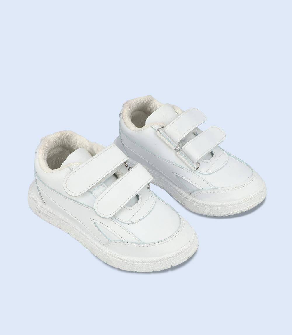 KB0036 WHITE Boys Casual School Shoes Borjan