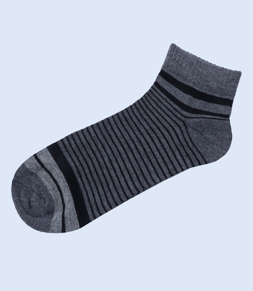 Dark/Grey