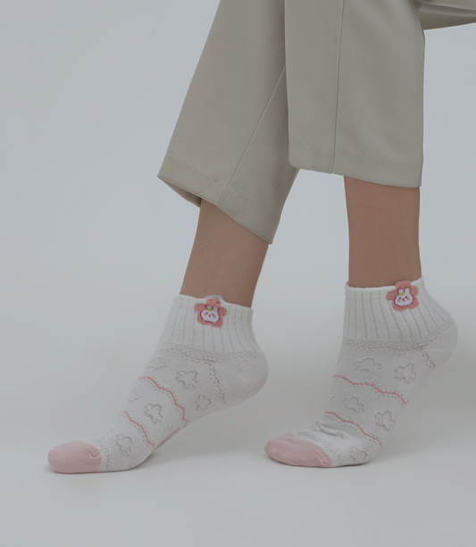 OFF WHITE