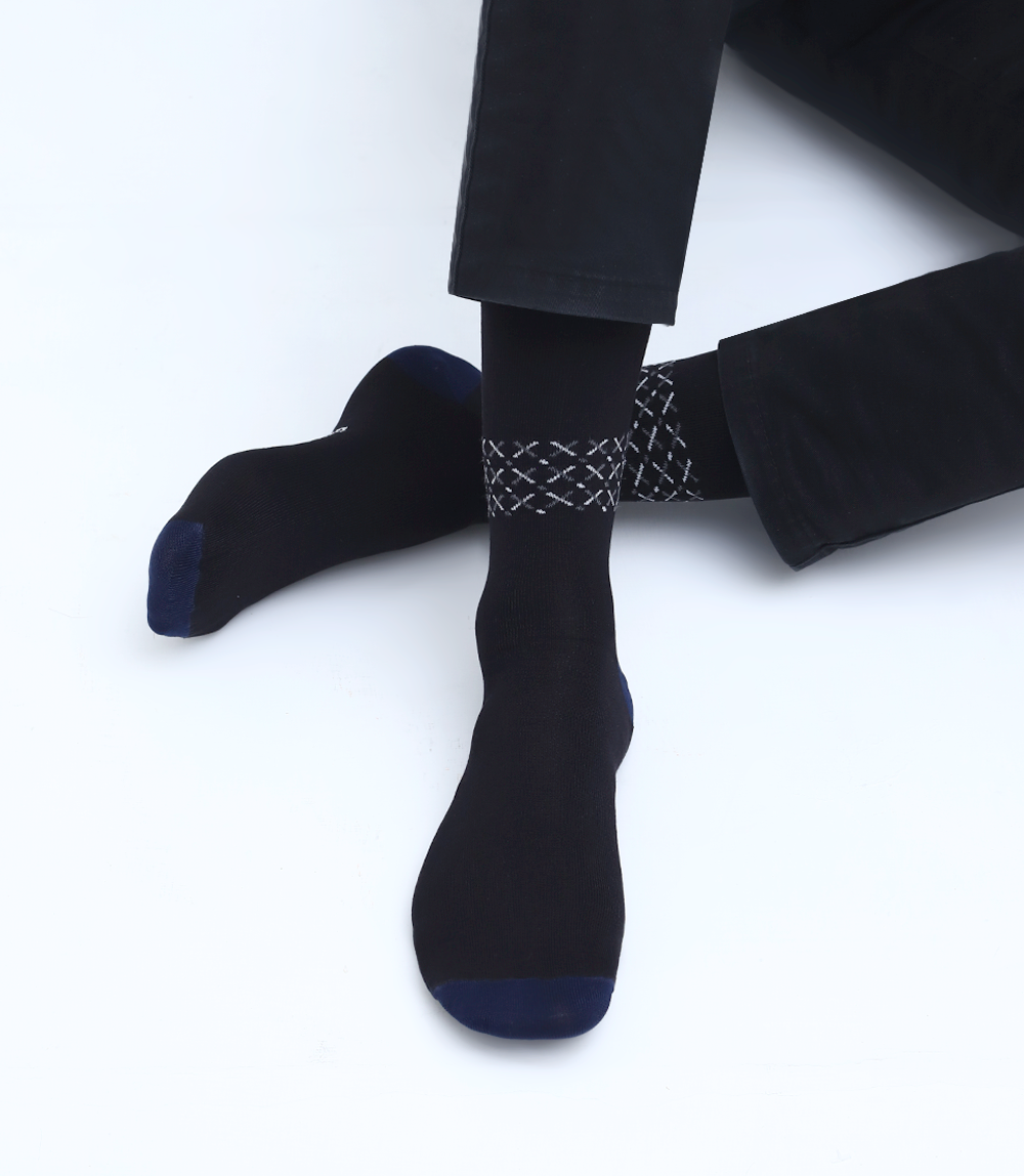 BLACK BLUE