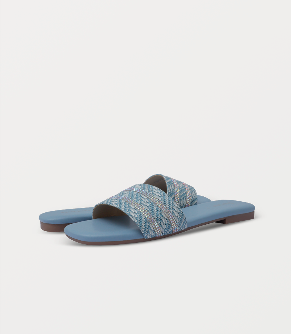 LIGHT BLUE