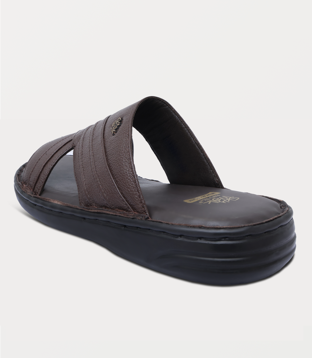 Men Slipper-BROWN