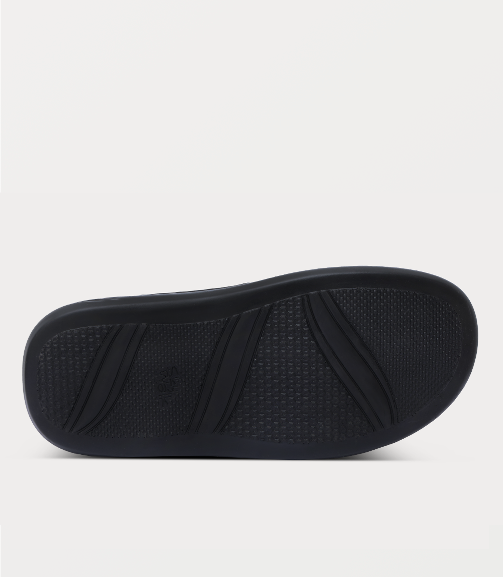 Men Slipper-BROWN